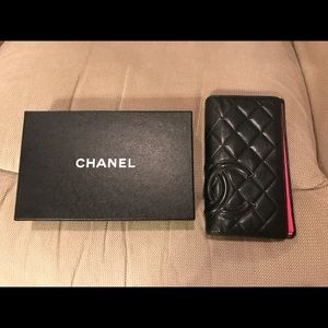 Auth Chanel Black Lambskin Leather CC Wallet